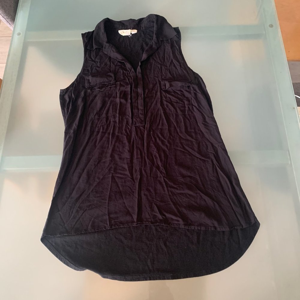 Blouse - Picture 2 of 3